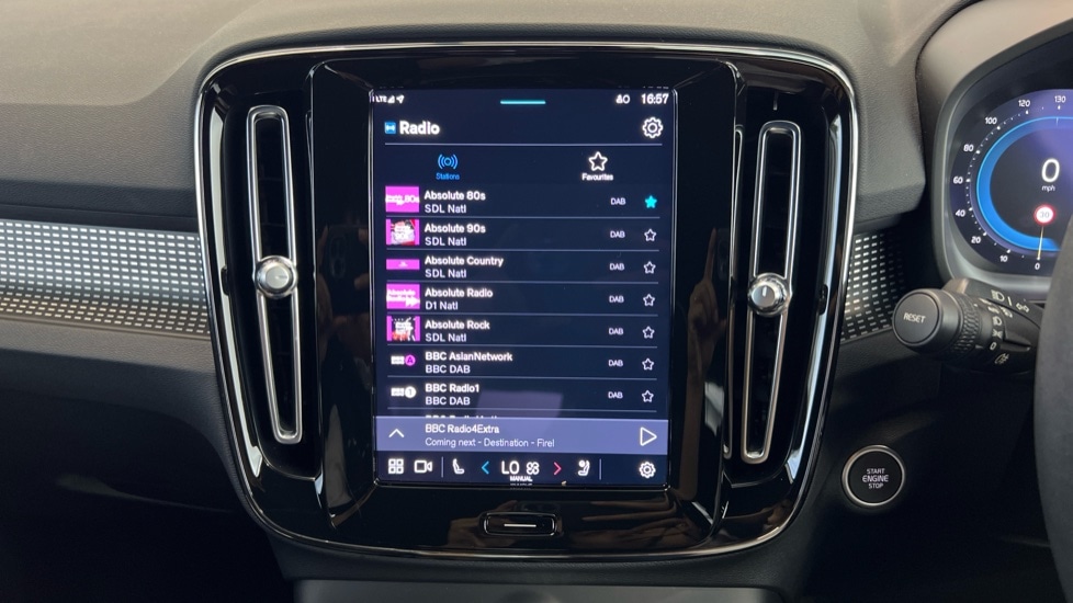 Used Volvo XC40 2023 for sale - 76379561: Photo 47