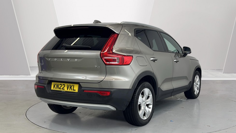 Used Volvo XC40 2022 for sale - 76523464: Photo 2