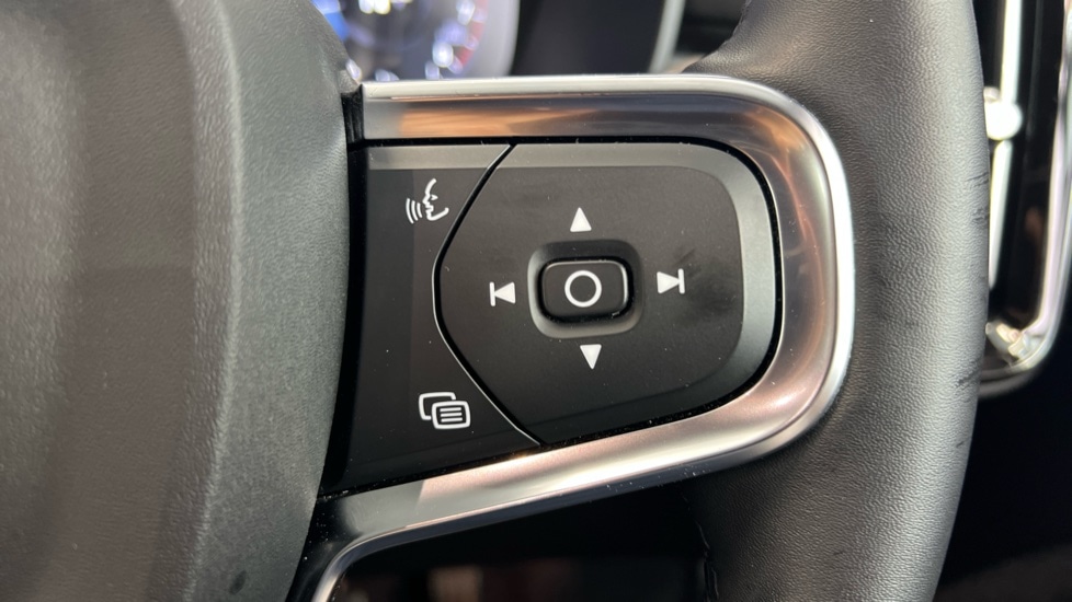 Used Volvo XC40 2022 for sale - 76523464: Photo 22