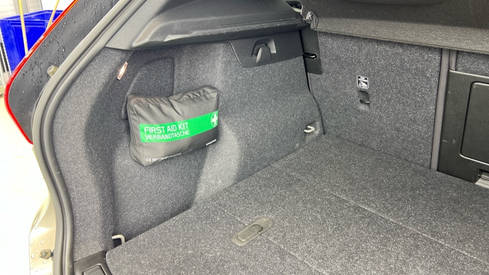 Used Volvo XC40 2022 for sale - 76523464: Photo 38