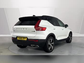 Used Volvo XC40 2019 for sale - 79640606: Photo