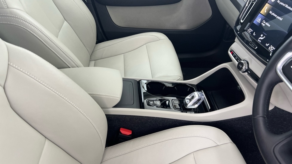 Used Volvo XC40 2020 for sale - 76804059: Photo 31