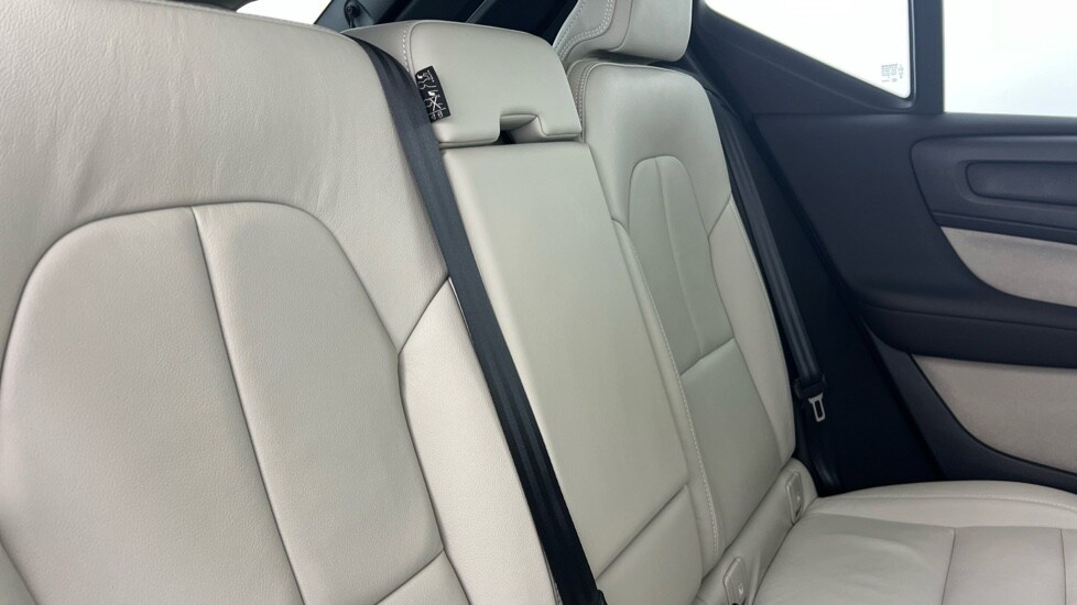 Used Volvo XC40 2020 for sale - 76804059: Photo 37