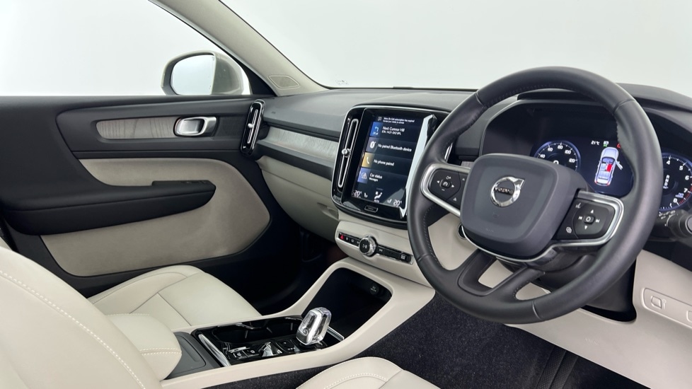 Used Volvo XC40 2020 for sale - 76804059: Photo 4