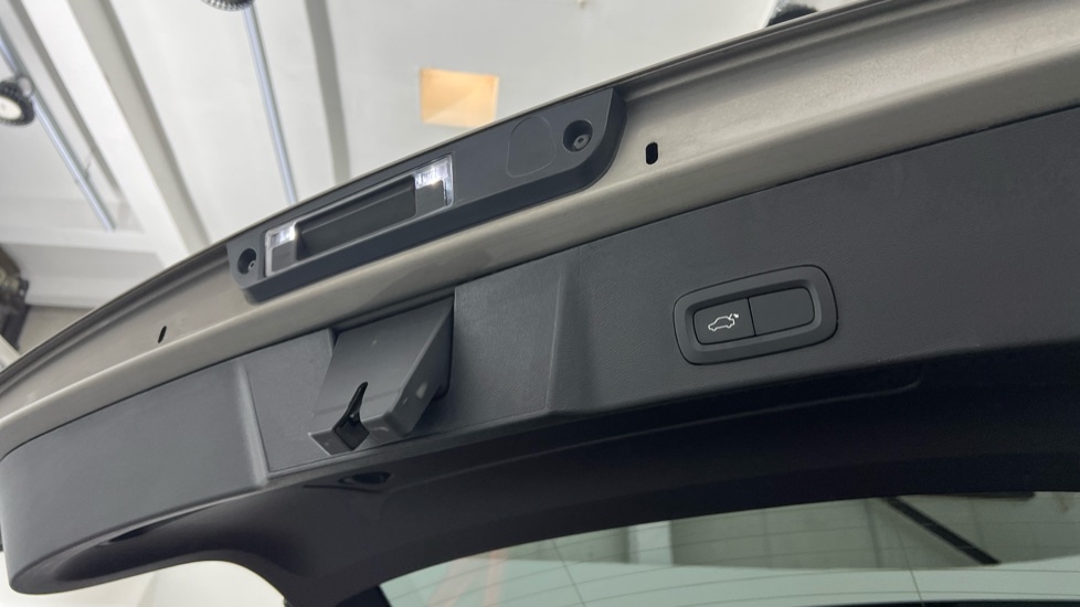 Used Volvo XC40 2020 for sale - 76804059: Photo 43