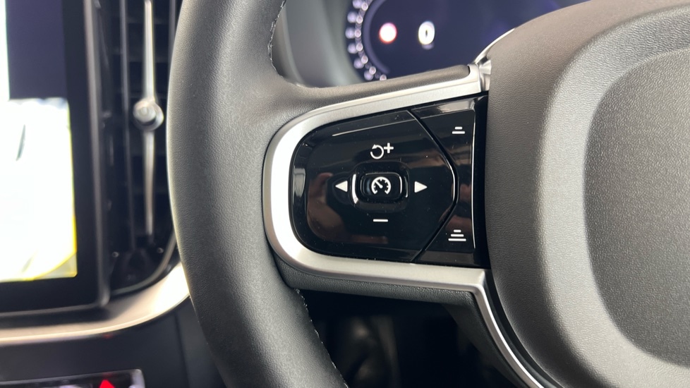 Used Volvo XC90 2025 for sale - 77151557: Photo 21