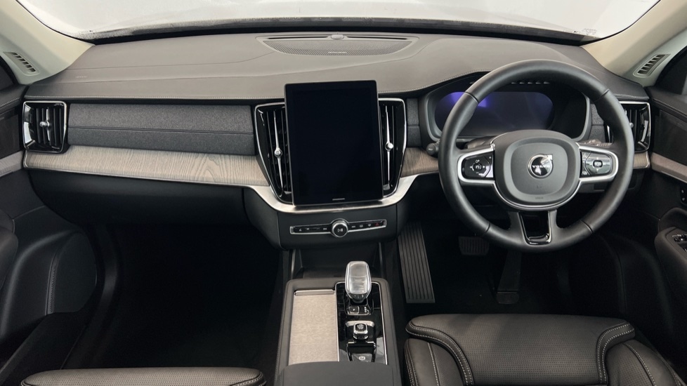 Used Volvo XC90 2025 for sale - 77151557: Photo 5