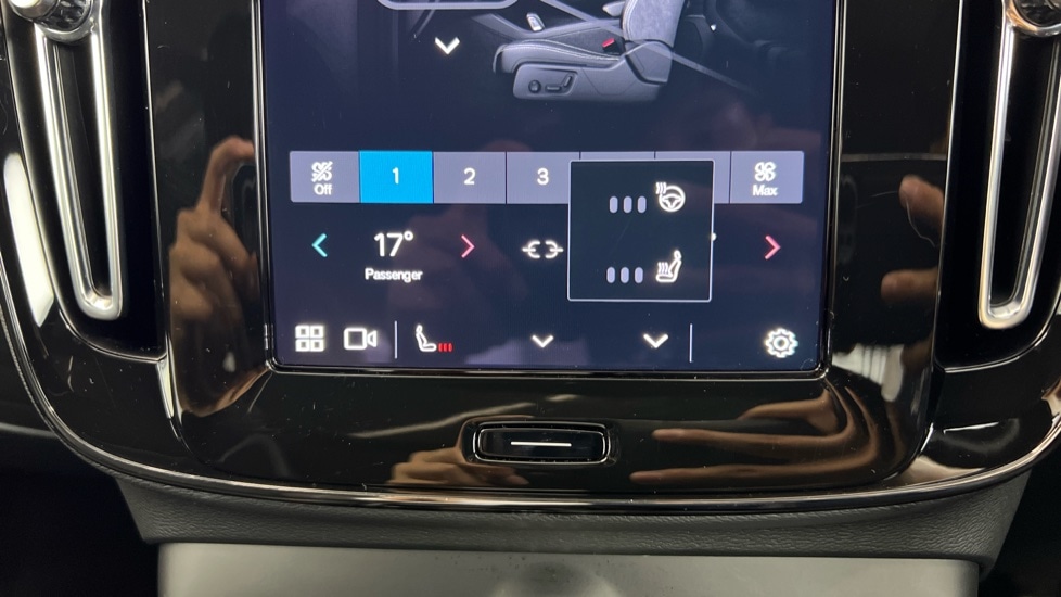 Used Volvo XC40 2024 for sale - 77205595: Photo 17