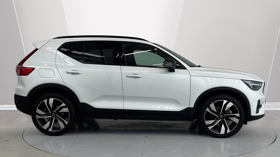 Used Volvo XC40 2024 for sale - 77205595: Photo 3