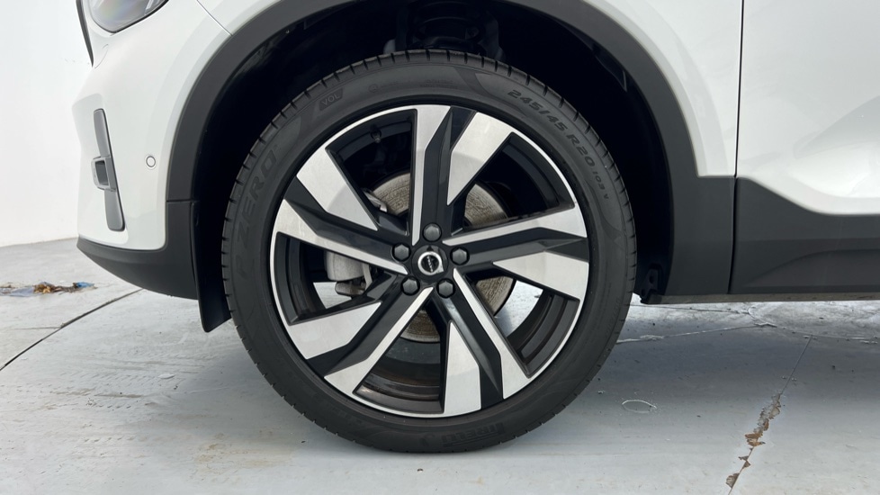 Used Volvo XC40 2024 for sale - 77205595: Photo 9