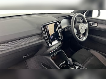 Used Volvo XC40 2021 for sale - 78581359: Photo