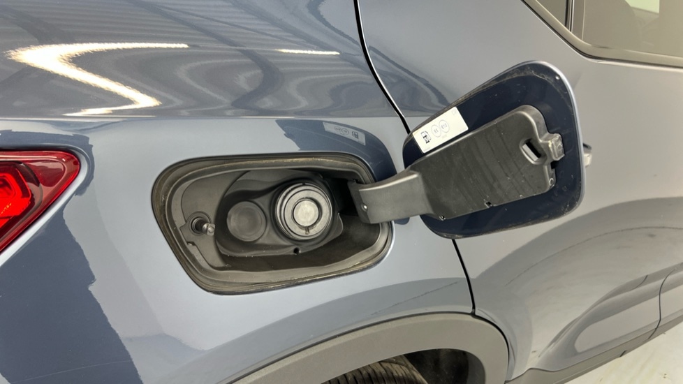 Used Volvo XC40 2021 for sale - 76528932: Photo 16