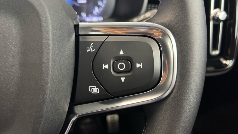 Used Volvo XC40 2021 for sale - 76528932: Photo 22