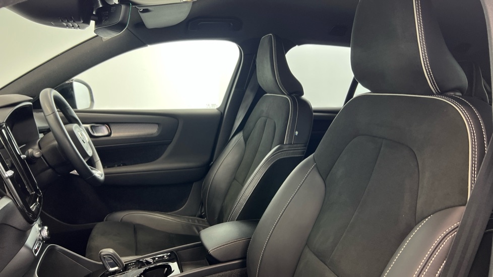 Used Volvo XC40 2021 for sale - 76528932: Photo 38