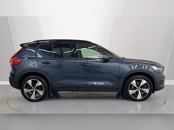 Used Volvo XC40 2021 for sale - 76528932: Photo