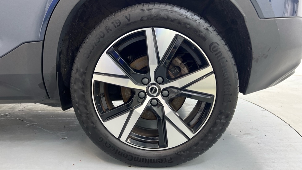 Used Volvo XC40 2021 for sale - 76528932: Photo 9