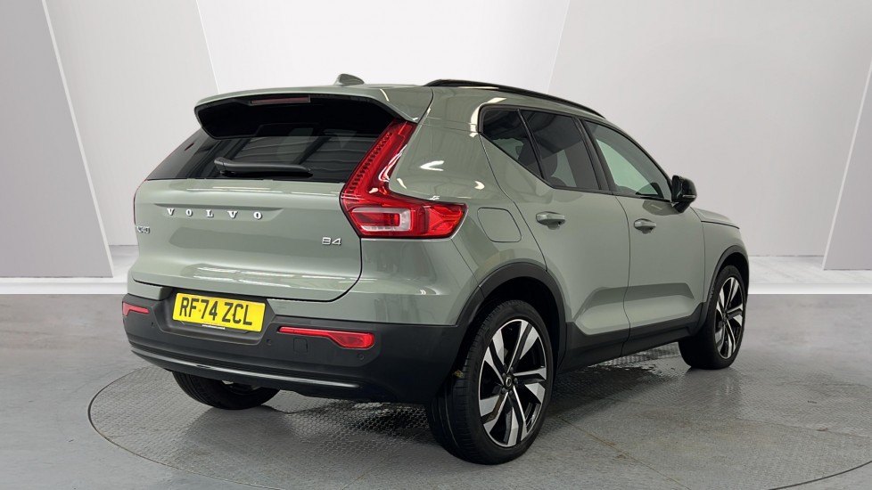 Used Volvo XC40 2025 for sale - 77950584: Photo 2