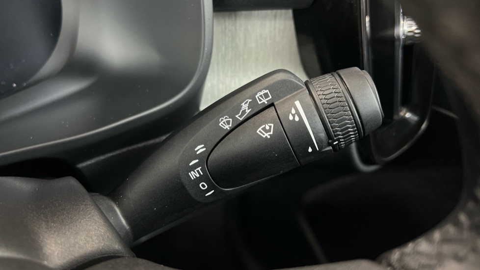 Used Volvo XC40 2025 for sale - 77950584: Photo 22