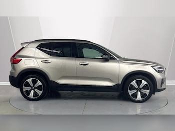 Used Volvo XC40 2023 for sale - 79213398: Photo