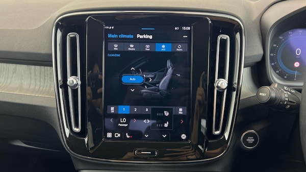 Used Volvo XC40 2022 for sale - 76161223: Photo 14