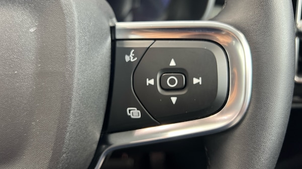Used Volvo XC40 2022 for sale - 76161223: Photo 22