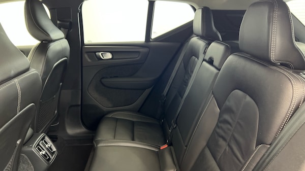 Used Volvo XC40 2022 for sale - 76161223: Photo 33