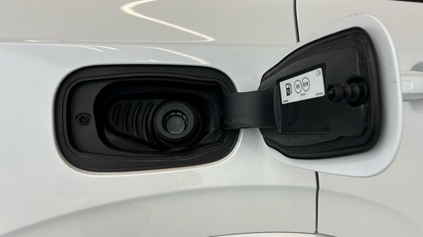 Used Volvo XC90 2025 for sale - 76168670: Photo 16