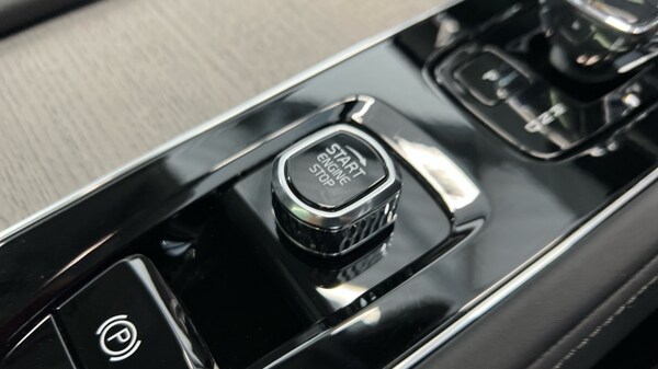 Used Volvo XC90 2025 for sale - 76168670: Photo 27