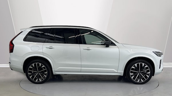 Used Volvo XC90 2025 for sale - 76168670: Photo 3