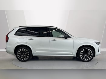 Used Volvo XC90 2025 for sale - 76168670: Photo 3