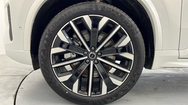 Used Volvo XC90 2025 for sale - 76168670: Photo 9