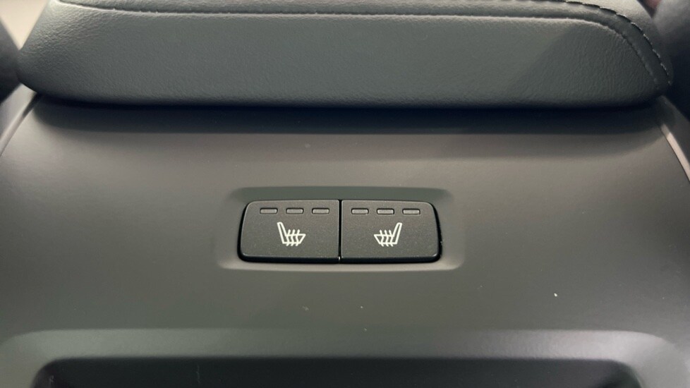 Used Volvo XC60 2024 for sale - 77995000: Photo 14