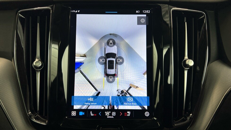 Used Volvo XC60 2024 for sale - 77995000: Photo 18