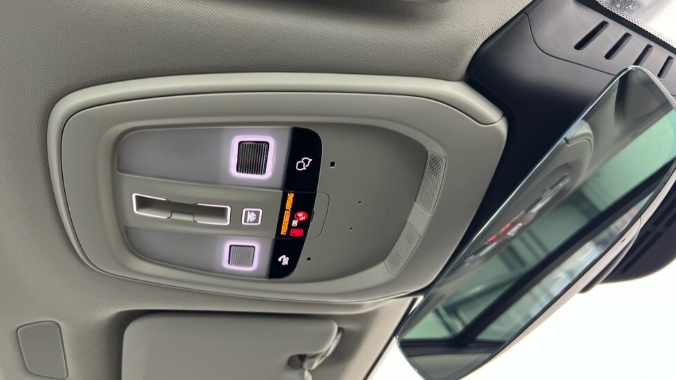 Used Volvo XC60 2024 for sale - 77995000: Photo 27