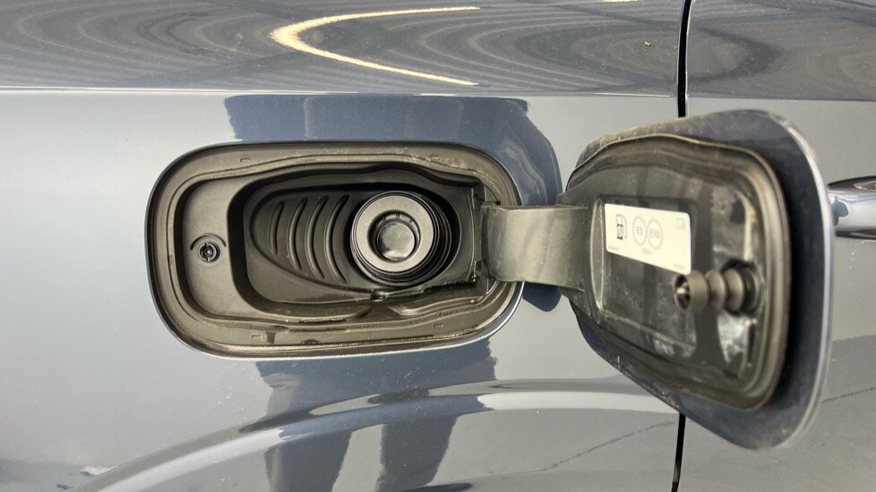 Used Volvo XC60 2024 for sale - 77995000: Photo 57