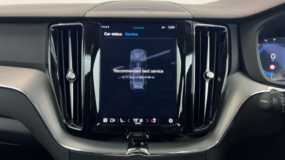 Used Volvo XC60 2024 for sale - 77995000: Photo 78