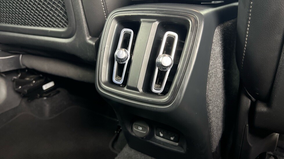 Used Volvo XC40 2022 for sale - 77581215: Photo 14