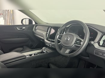 Used Volvo XC60 2023 for sale - 79401653: Photo