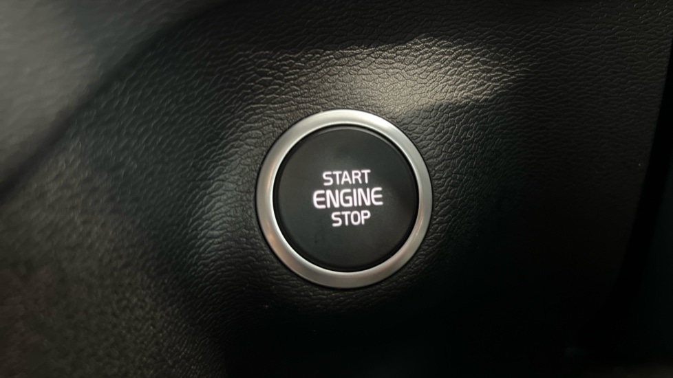 Used Volvo XC40 2021 for sale - 76003666: Photo 27