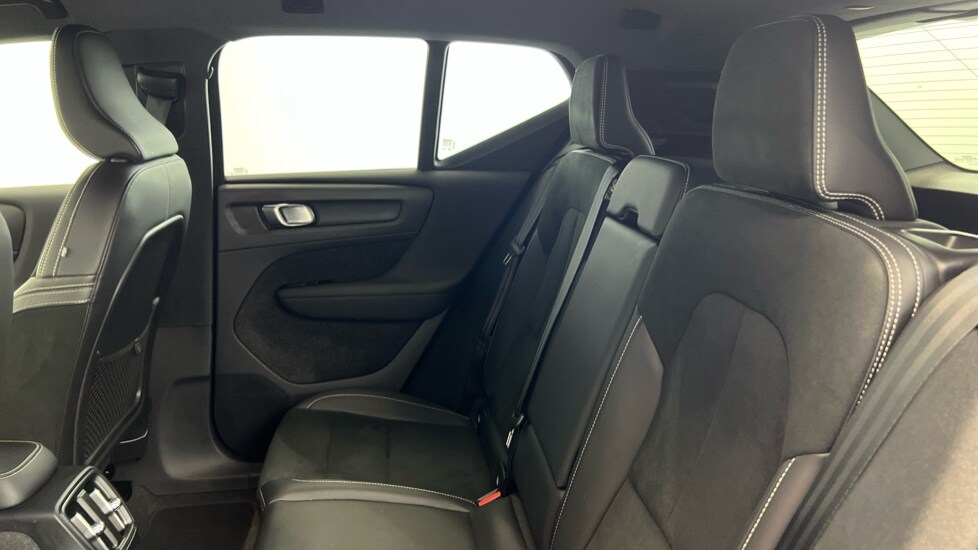 Used Volvo XC40 2021 for sale - 76003666: Photo 33