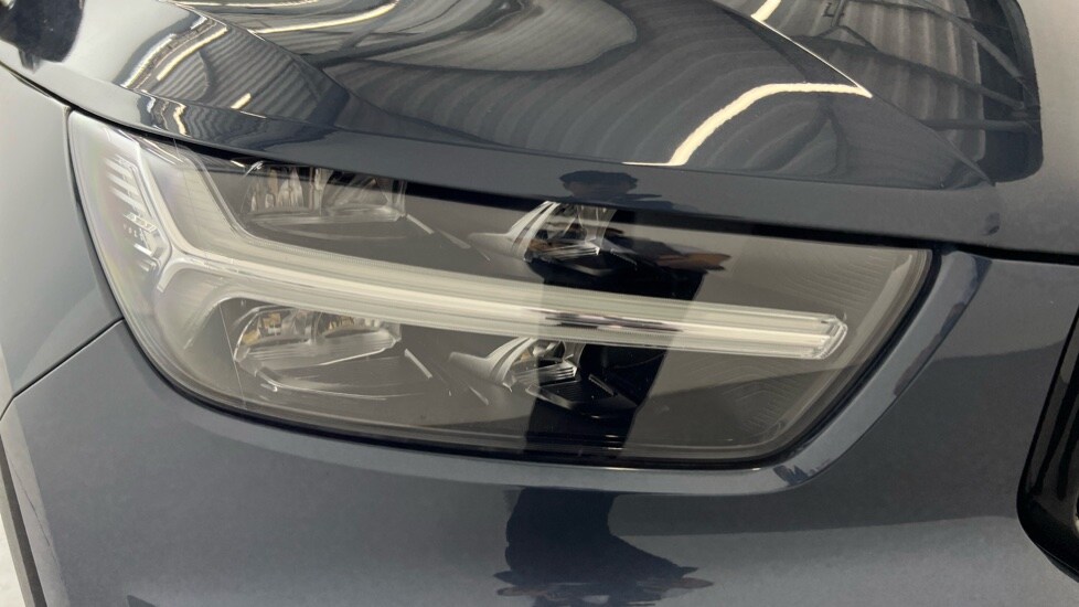 Used Volvo XC40 2021 for sale - 76003666: Photo 42