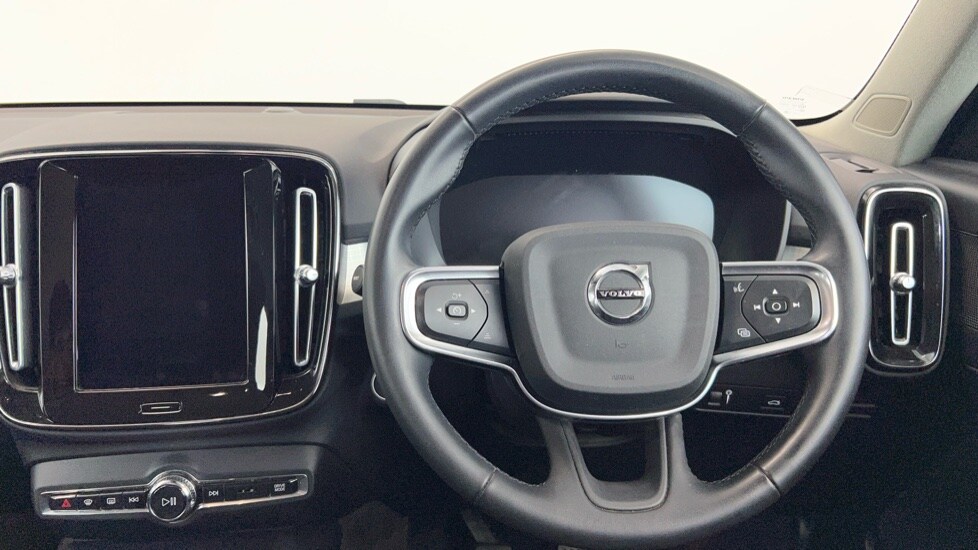 Used Volvo XC40 2022 for sale - 78211946: Photo 10