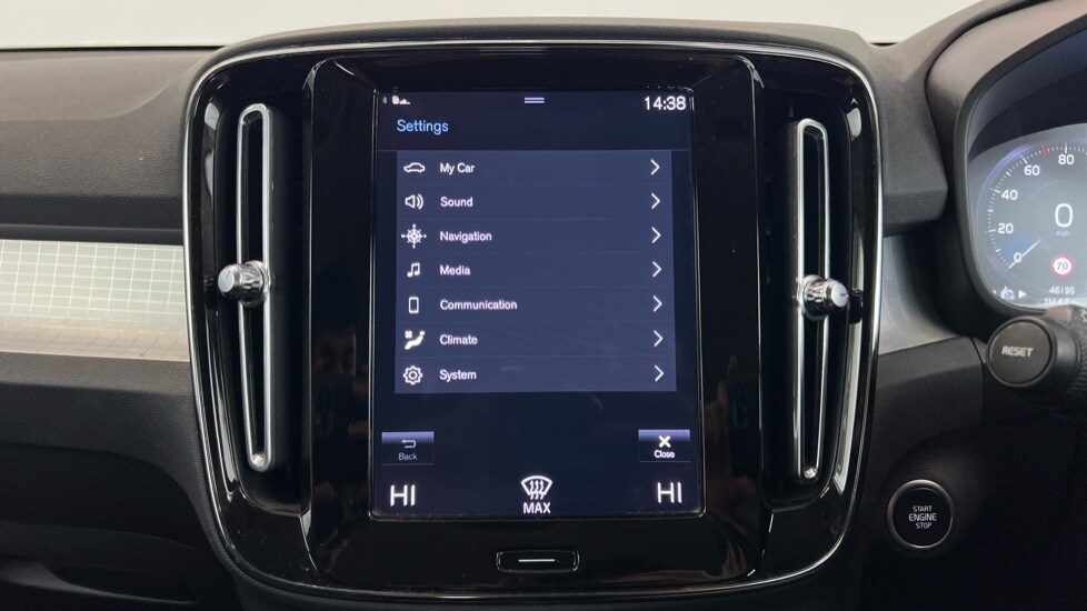 Used Volvo XC40 2022 for sale - 78211946: Photo 64