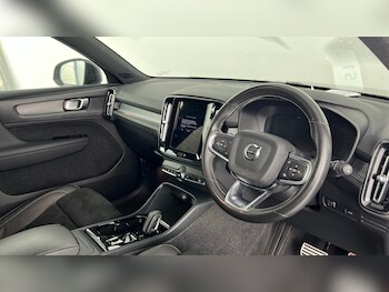 Used Volvo XC40 2021 for sale - 78172678: Photo