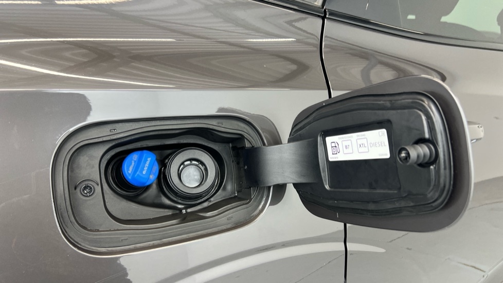 Used Volvo XC60 2022 for sale - 77010193: Photo 16