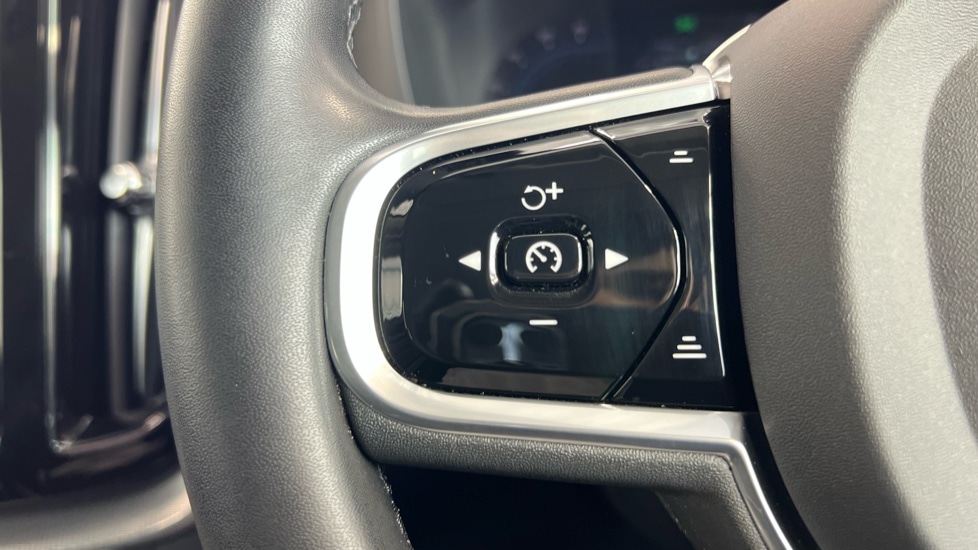 Used Volvo XC60 2022 for sale - 77010193: Photo 21