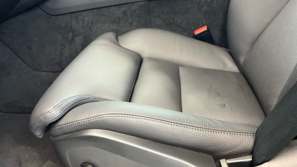 Used Volvo XC60 2022 for sale - 77010193: Photo 37