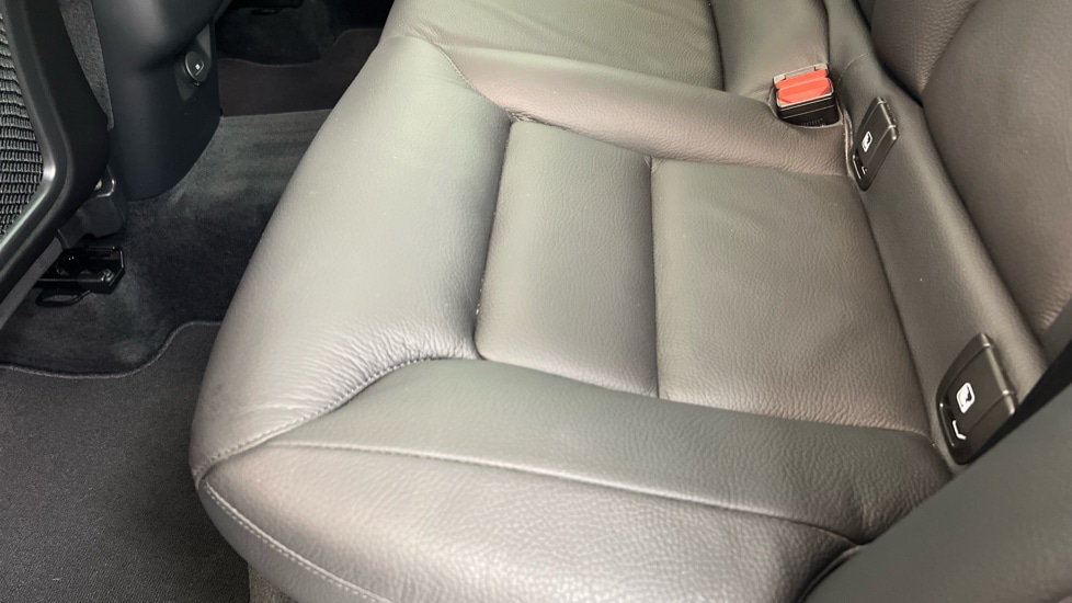 Used Volvo XC60 2022 for sale - 77010193: Photo 42