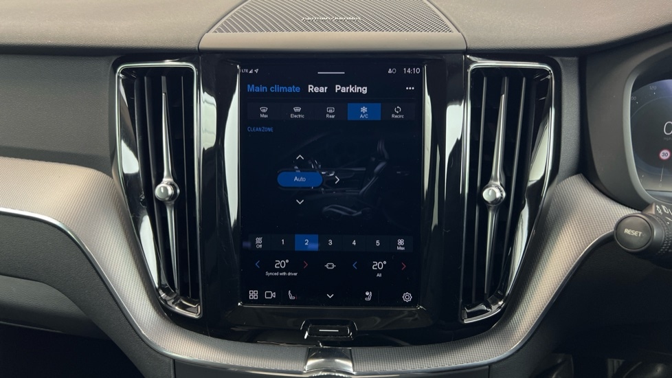 Used Volvo XC60 2022 for sale - 77010193: Photo 53