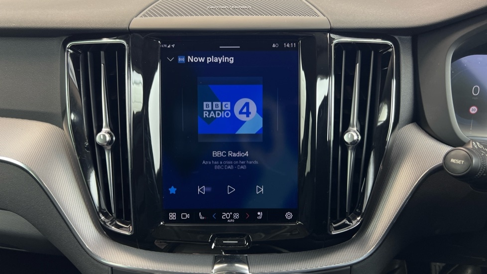 Used Volvo XC60 2022 for sale - 77010193: Photo 58